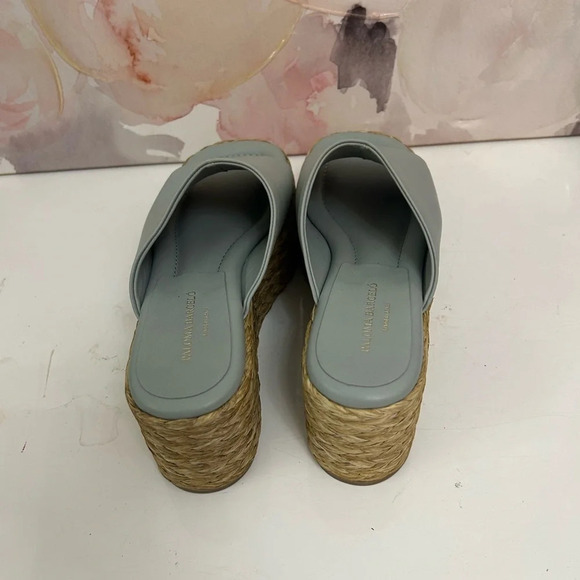 ! PALOMA BARCELO Aryn Espadrille Sandal
JADITE LEATHER SLIDE Shoes wedges … - Picture 7 of 8